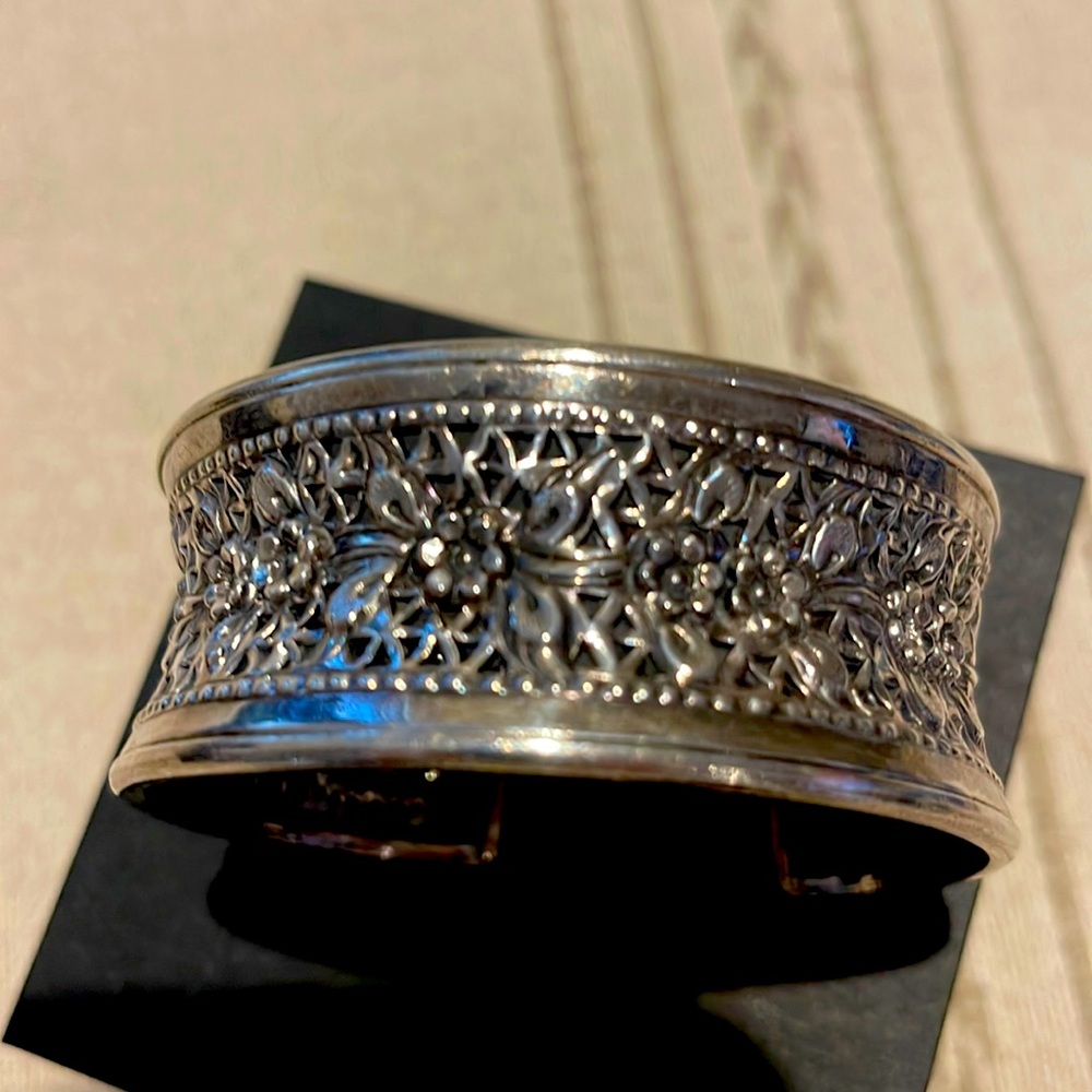 WIDE Vintage Thai Silver Cuff Bracelet . Bangle . Silver . Ethnic Silver Jewelry